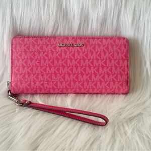 MICHAEL KORS JET SET TRAVEL LG CONTINENTAL WALLET WRISTLET MK LOGO HIBISCUS